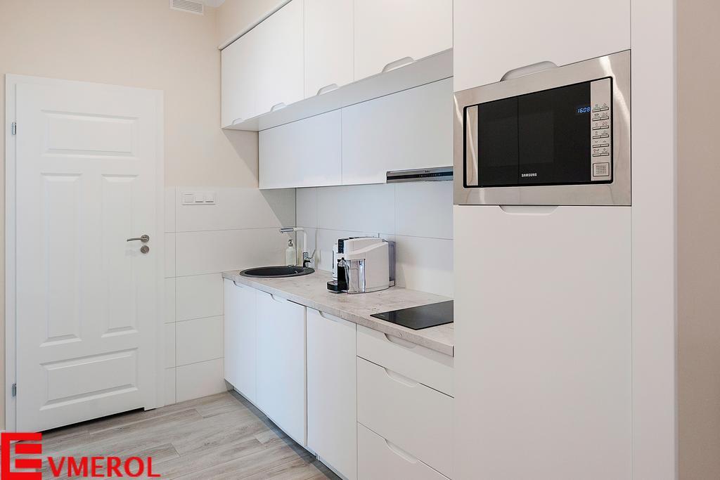Evmerol Apartment Wrocław Buitenkant foto